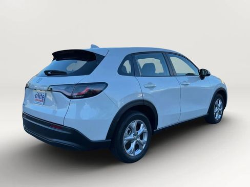 Used 2024 Honda HR-V LX image 3