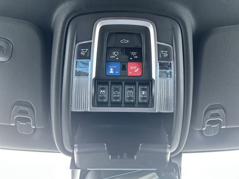 Used 2021 RAM 1500 Limited w/ Night Edition image 19