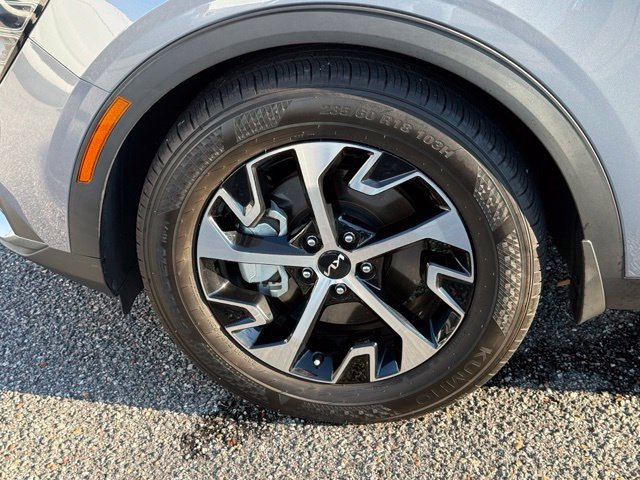 Used 2024 Kia Sportage EX FWD image 6