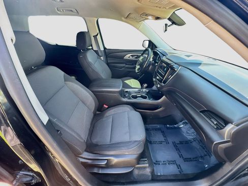 Used 2018 Chevrolet Traverse LT AWD/4WD image 33