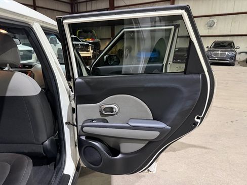Used 2018 Kia Soul w/ Convenience Package FWD image 20