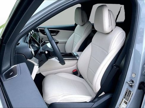 Certified 2026 Mercedes-Benz GLC 300 4MATIC image 24