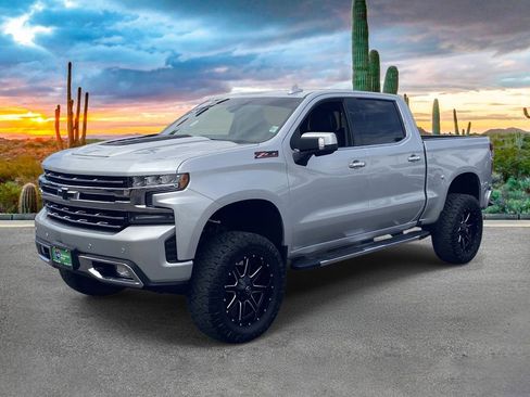 Used 2019 Chevrolet Silverado 1500 LTZ w/ LTZ Premium Package AWD/4WD image 7