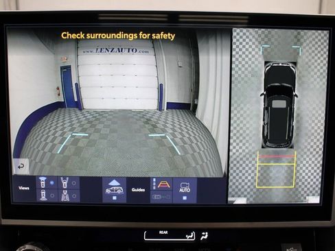 Used 2025 Toyota Sequoia Platinum image 16