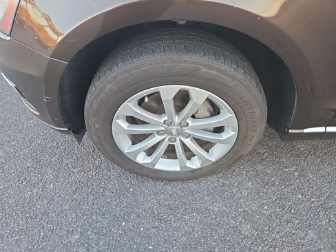 Used 2014 Audi Q5 2.0T Premium Plus w/ Premium Plus Package image 9