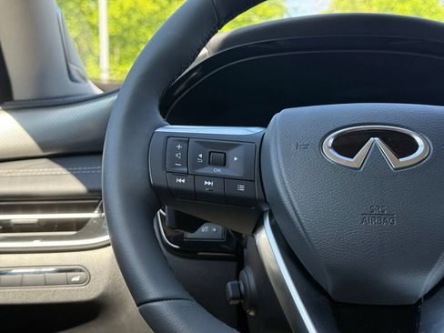 Certified 2026 INFINITI QX60 Luxe w/ Cargo Package AWD/4WD image 21