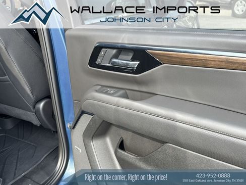 Used 2025 Chevrolet Suburban High Country w/ Sun And Tow Package AWD/4WD image 43