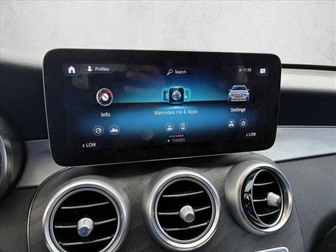Used 2020 Mercedes-Benz GLC 300 4MATIC image 17