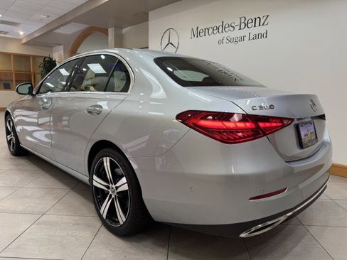 Used 2025 Mercedes-Benz C 300 Sedan image 3
