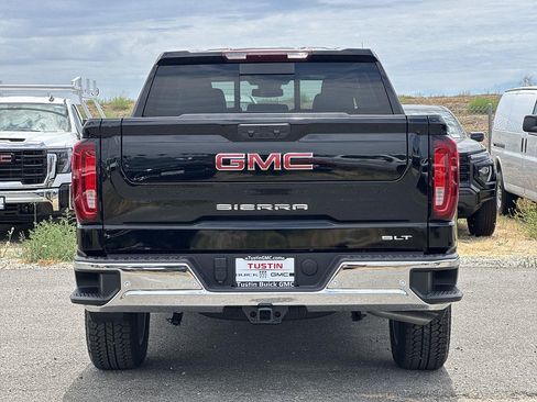 New 2026 GMC Sierra 1500 SLT w/ SLT Premium Plus Package AWD/4WD image 4