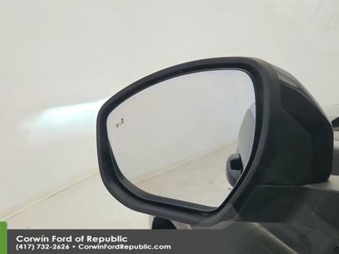 Used 2025 Ford Expedition Platinum w/ Driver's Package image 16