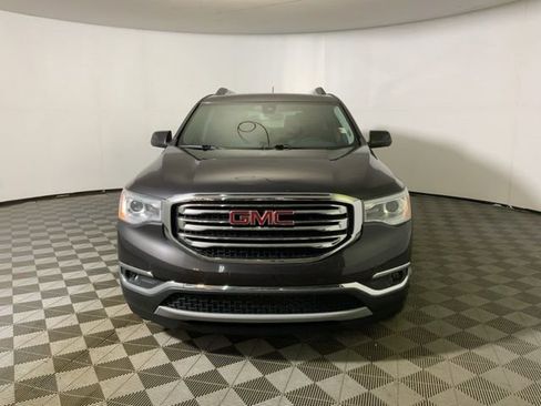 Used 2018 GMC Acadia SLT AWD/4WD image 4