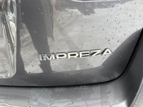 Used 2018 Subaru Impreza 2.0i Limited image 16