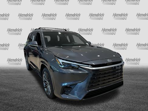 New 2026 Lexus TX 350 AWD image 2