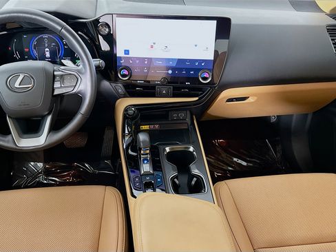 Used 2025 Lexus NX 350h AWD w/ Premium Package image 27