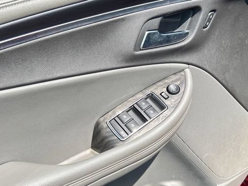 Used 2014 Chevrolet Impala LT w/ Premium Seating Package FWD image 20