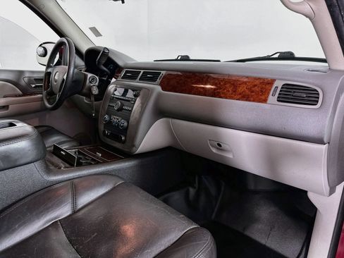 Used 2009 GMC Yukon XL 4WD image 29