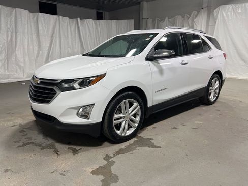 Used 2019 Chevrolet Equinox Premier image 3