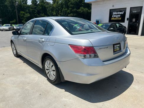 Used 2009 Honda Accord LX image 8