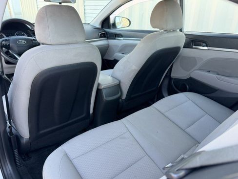 Used 2020 Hyundai Elantra SEL FWD image 6