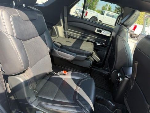 Used 2023 Ford Explorer ST w/ Equipment Group 401A AWD/4WD image 35