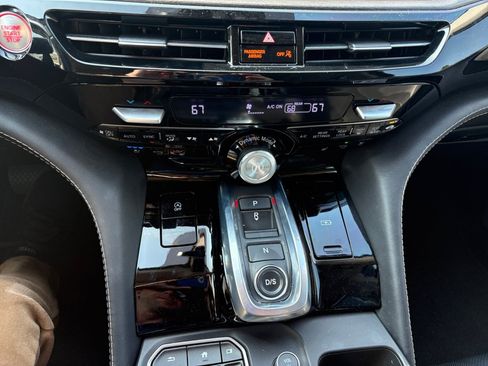 Certified 2022 Acura MDX SH-AWD w/ Advance Package image 17