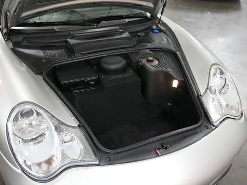Used 2004 Porsche 911 Carrera RWD image 15