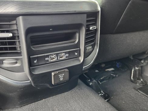 Used 2024 RAM 2500 Laramie w/ Night Edition image 27