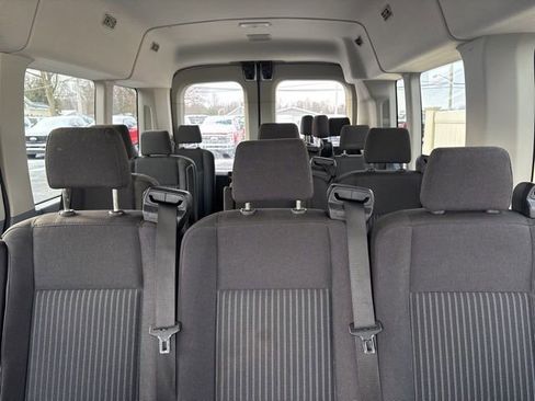 Used 2019 Ford Transit 350 XLT image 5