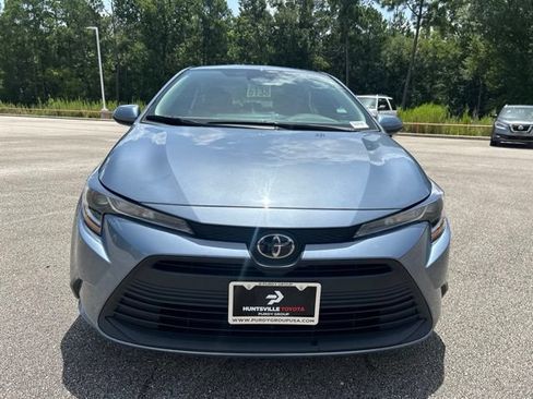 Used 2024 Toyota Corolla LE FWD image 2