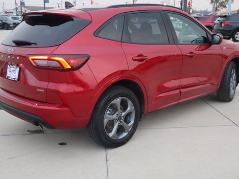 Used 2023 Ford Escape ST-Line Select w/ Tech Pack #2 image 5