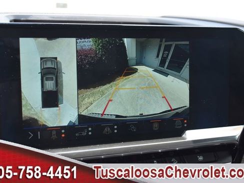 Used 2025 Chevrolet Silverado 1500 LTZ AWD/4WD image 35