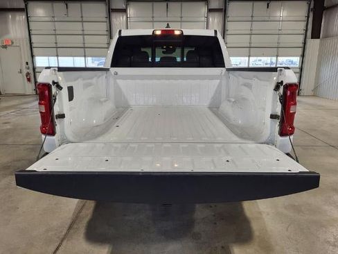 Used 2025 RAM 1500 Big Horn AWD/4WD image 10