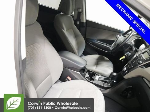 Used 2013 Hyundai Santa Fe GLS w/ Popular Equipment Pkg AWD/4WD image 29
