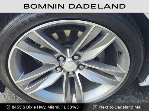 Used 2017 Chevrolet Camaro LT image 9