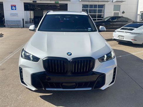 Used 2026 BMW X5 xDrive40i w/ M Sport Package AWD/4WD image 2