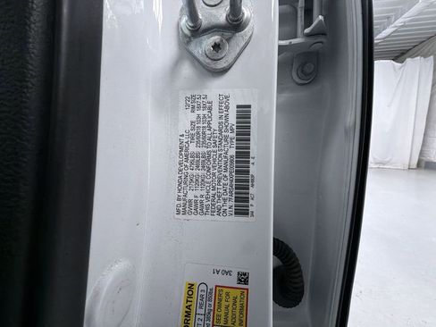 Used 2023 Honda CR-V EX image 16