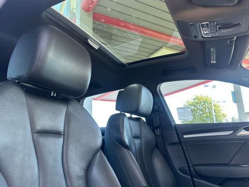 Used 2016 Audi A3 e-tron Premium Plus w/ Premium Plus Package FWD image 18