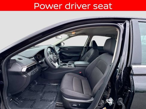 Used 2025 Nissan Altima 2.5 SV FWD image 12