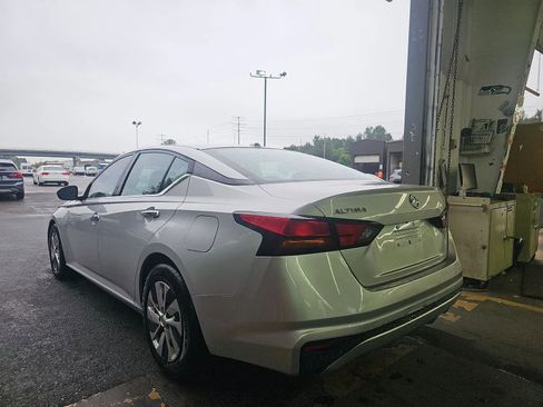 Used 2020 Nissan Altima 2.5 S image 6