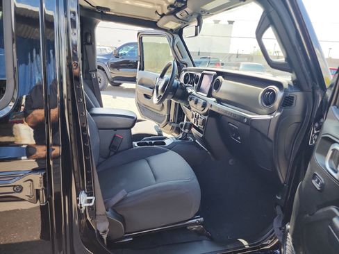 Used 2023 Jeep Wrangler Unlimited w/ 8.4" Radio Group AWD/4WD image 25
