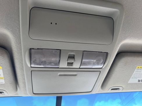 Used 2017 Nissan Frontier SV AWD/4WD image 32