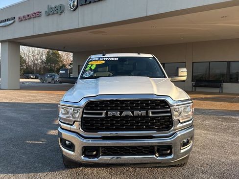 Used 2024 RAM 2500 Big Horn AWD/4WD image 2