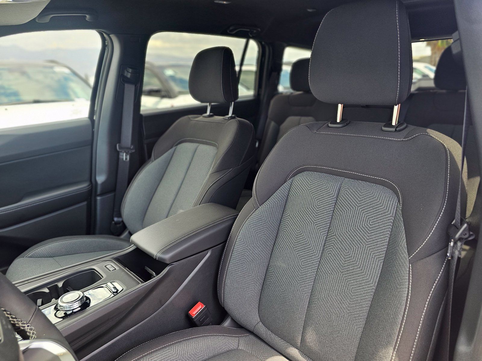 New 2026 Jeep Cherokee Laredo AWD/4WD image 20