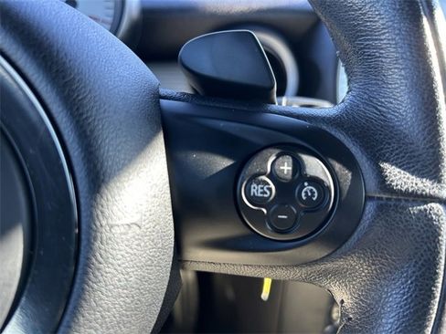 Used 2013 MINI Cooper S image 18