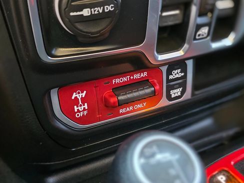 Used 2021 Jeep Wrangler Unlimited Rubicon AWD/4WD image 44