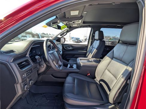 Used 2024 Chevrolet Tahoe RST w/ Luxury Package image 17