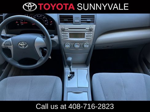 Used 2011 Toyota Camry LE w/ LE Extra-Value Pkg FWD image 4