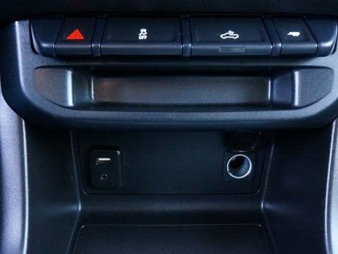 Used 2018 Chevrolet Colorado LT w/ LT Convenience Package image 19