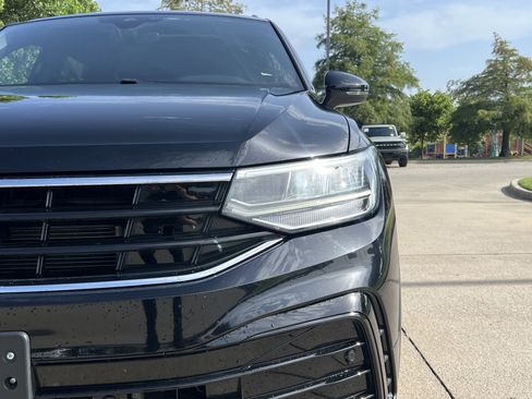 Used 2023 Volkswagen Tiguan SE R-Line FWD image 6